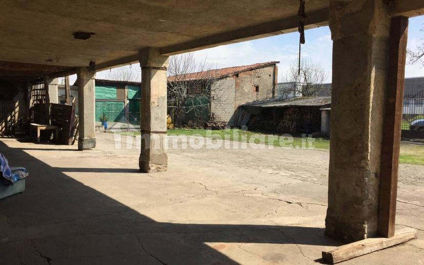 Cascina via Palazzolo, Pontoglio — foto 8 di 28