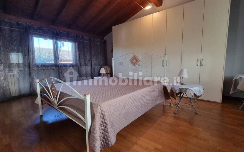 Villa bifamiliare via Galileo Galilei 11, Centro, Calcinato — foto 2 di 39