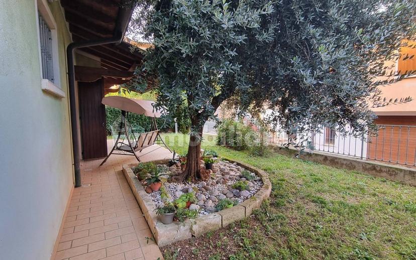 Villa bifamiliare via Galileo Galilei 11, Centro, Calcinato — foto 26 di 39