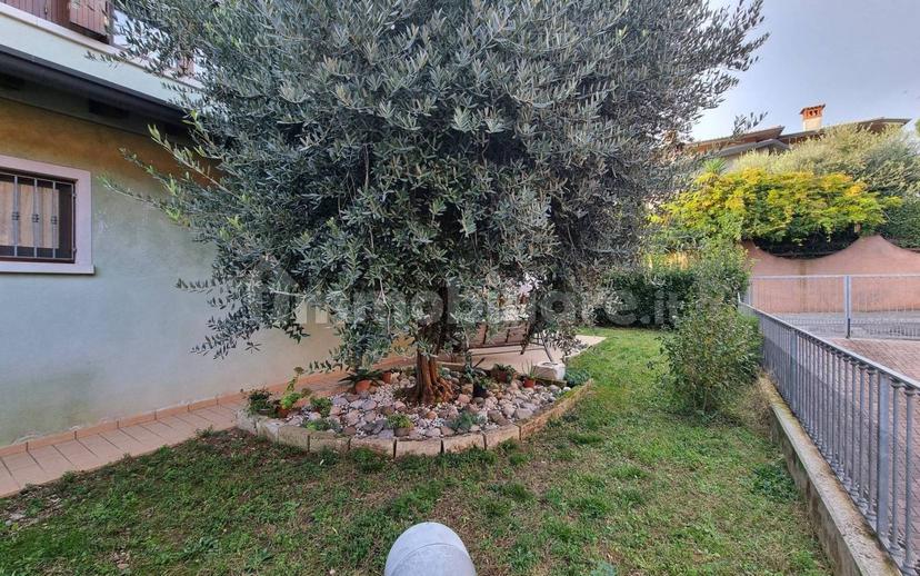 Villa bifamiliare via Galileo Galilei 11, Centro, Calcinato — foto 7 di 39