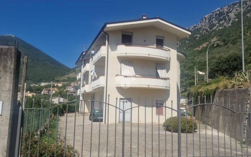 Quadrilocale via santissima trinità, Centro, Vitulano — foto 2 di 28