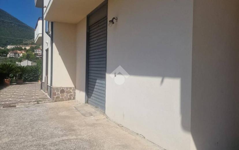 Quadrilocale via santissima trinità, Centro, Vitulano — foto 16 di 28