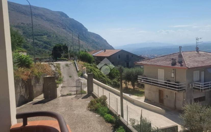 Quadrilocale via santissima trinità, Centro, Vitulano — foto 7 di 28
