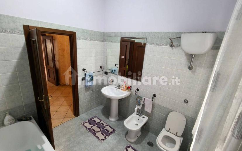 Quadrilocale via Ucraina 16, Tufolo, Farina, Crotone — foto 3 di 20