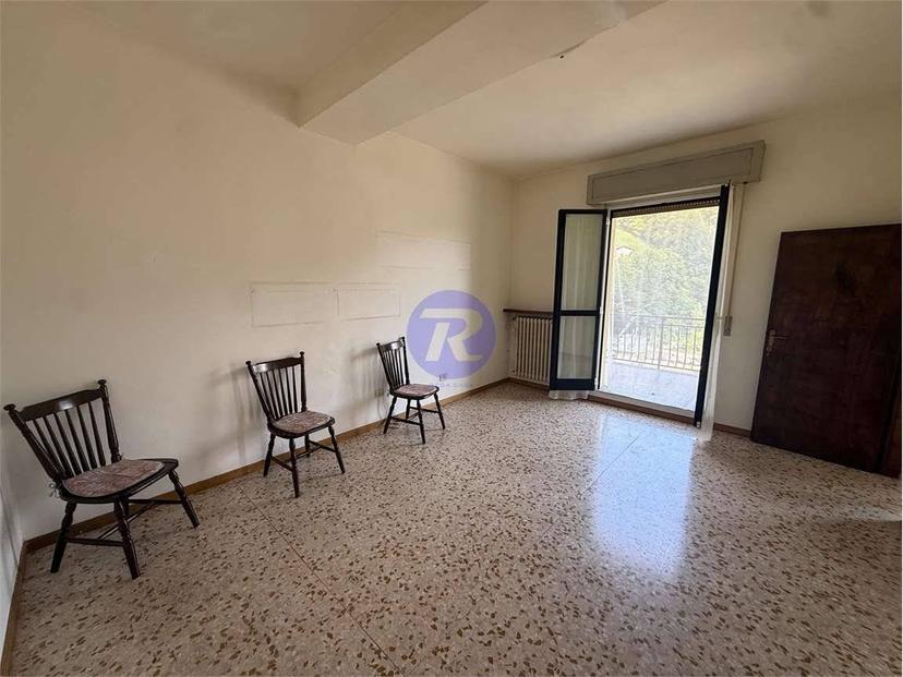 Appartamento via Carlo Ceresa, 98, San Giovanni Bianco — foto 3 di 21