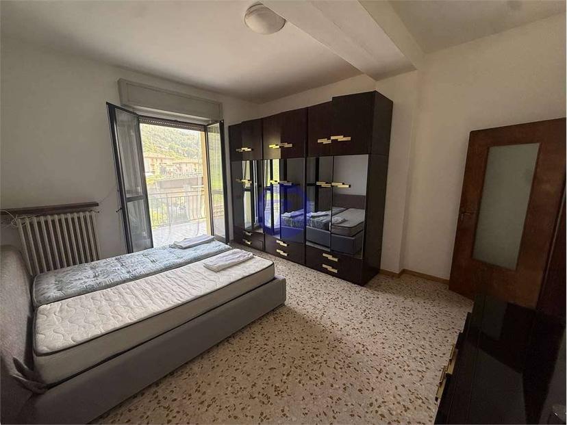 Appartamento via Carlo Ceresa, 98, San Giovanni Bianco