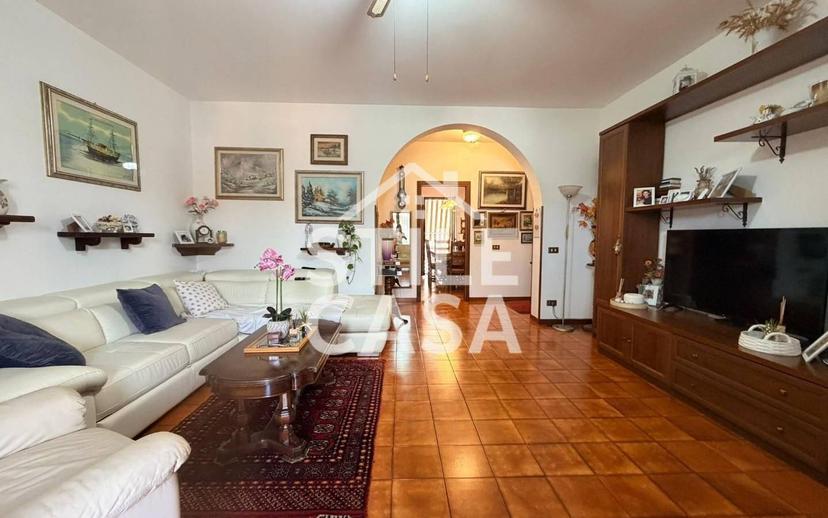 Appartamento buono stato, primo piano, Altopascio Centro, Altopascio — foto 11 di 27