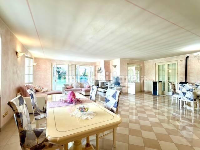 Villa unifamiliare via Enrico Fermi 12, Centro, Padenghe sul Garda — foto 28 di 44