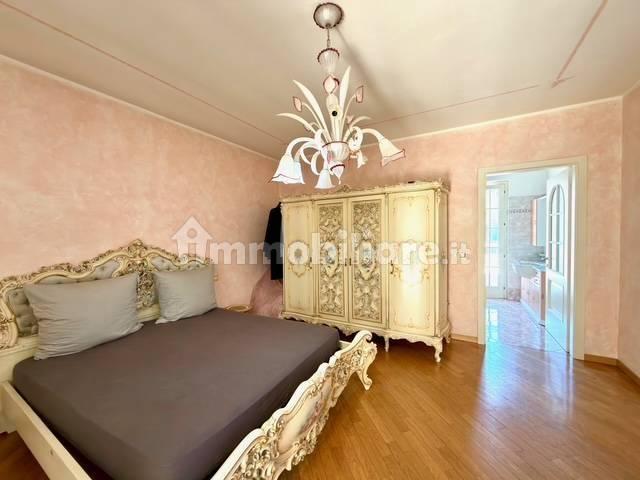 Villa unifamiliare via Enrico Fermi 12, Centro, Padenghe sul Garda — foto 34 di 44