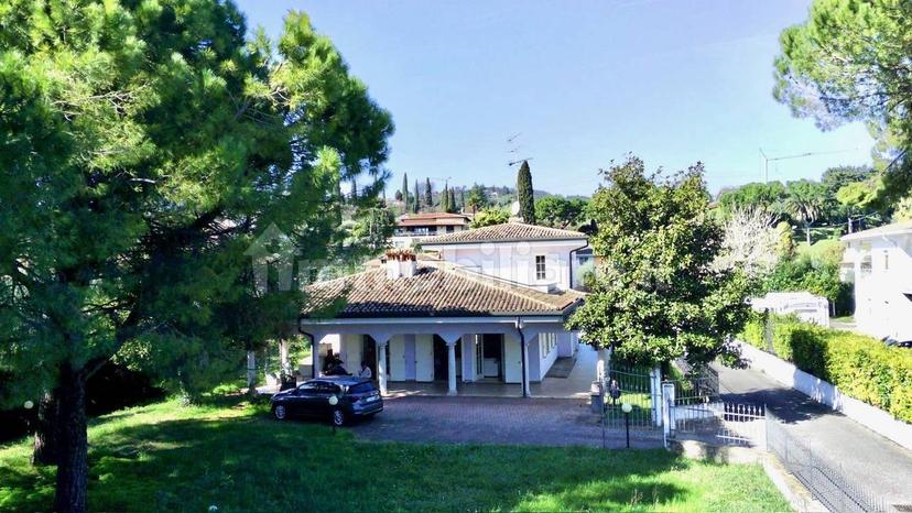 Villa unifamiliare via Enrico Fermi 12, Centro, Padenghe sul Garda — foto 3 di 44
