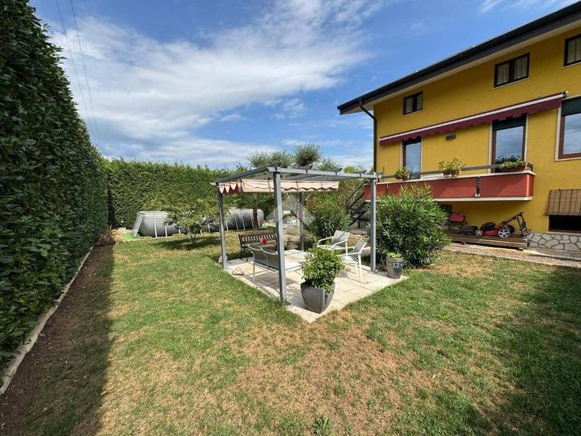 Villa bifamiliare via Martiri della Libertà 22, Centro, San Vito di Leguzzano — foto 38 di 39