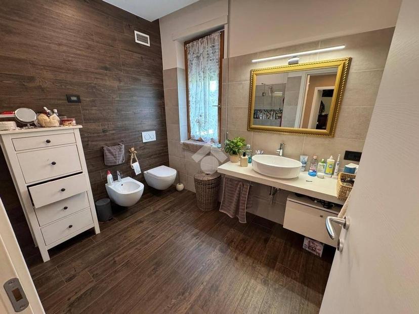 Villa bifamiliare via Martiri della Libertà 22, Centro, San Vito di Leguzzano — foto 30 di 39