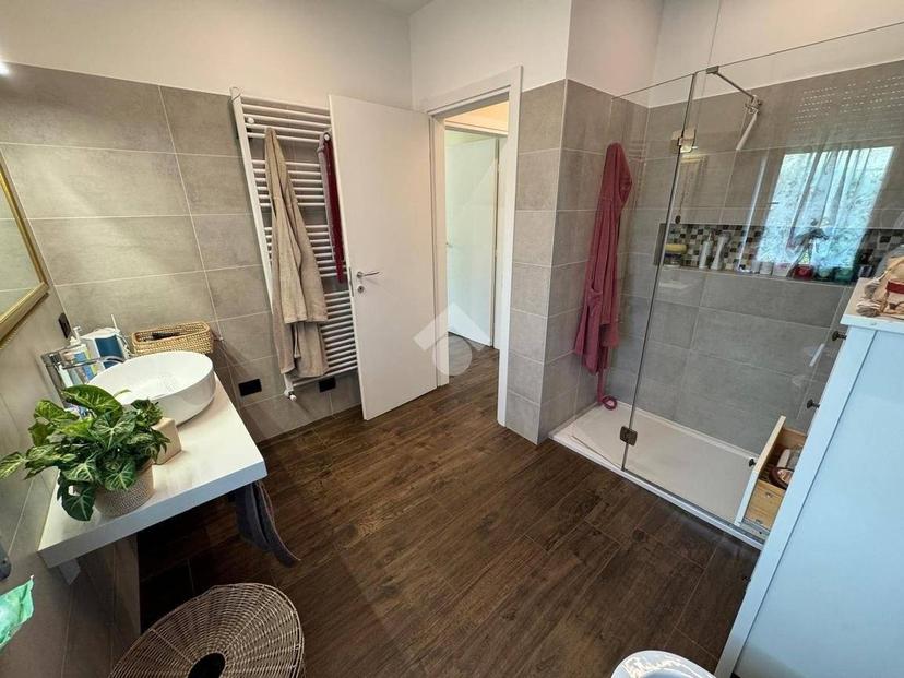 Villa bifamiliare via Martiri della Libertà 22, Centro, San Vito di Leguzzano — foto 18 di 39
