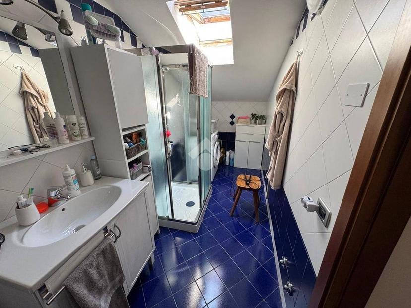 Villa bifamiliare via Martiri della Libertà 22, Centro, San Vito di Leguzzano — foto 6 di 39