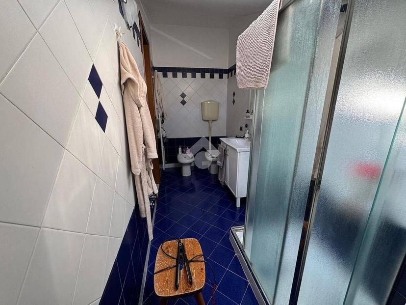 Villa bifamiliare via Martiri della Libertà 22, Centro, San Vito di Leguzzano — foto 24 di 39