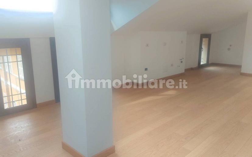 Trilocale piazza della Vittoria, Centro, Cairo Montenotte — foto 4 di 7