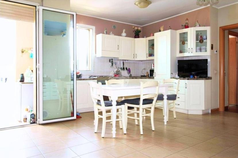 Trilocale via Bidente 31, Villaggio Primo Maggio, Rimini — foto 13 di 22