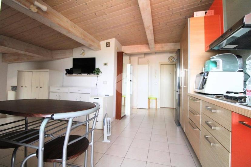Trilocale via Bidente 31, Villaggio Primo Maggio, Rimini — foto 15 di 22
