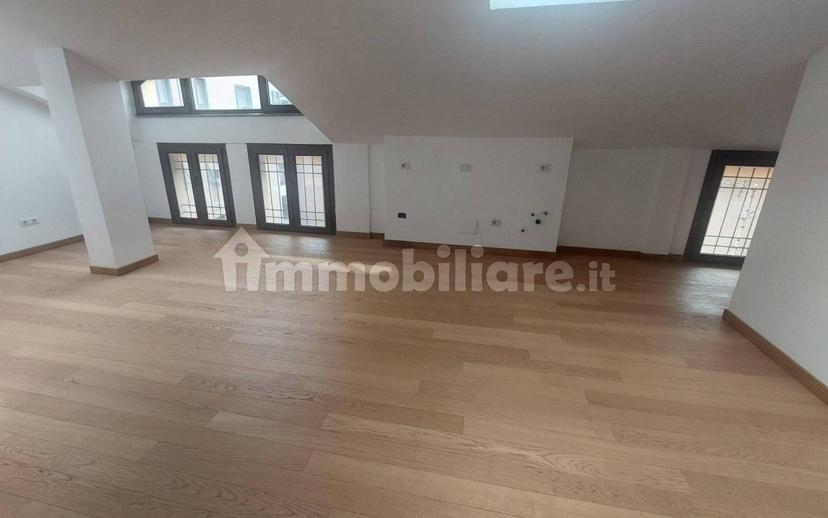 Trilocale piazza della Vittoria, Centro, Cairo Montenotte — foto 7 di 7
