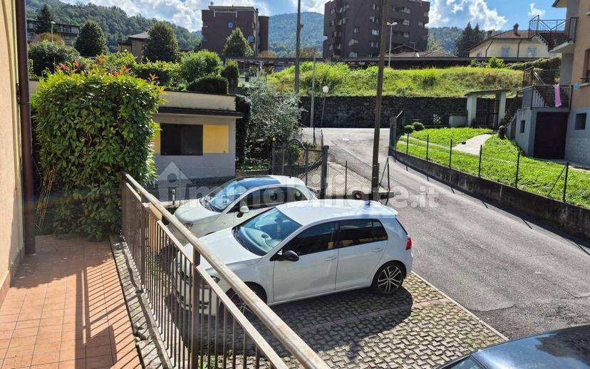 Trilocale via Foppo, Breno — foto 2 di 15