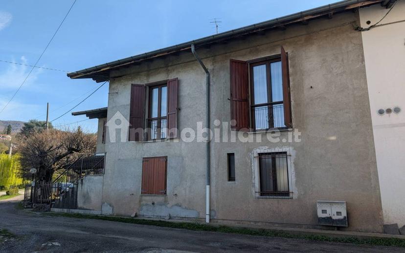 Villa bifamiliare via Giacomo Leopardi 11, Centro, Cunardo — foto 19 di 45