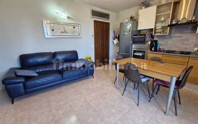 Appartamento via Friuli Venezia Giulia, Sesso, Reggio Emilia