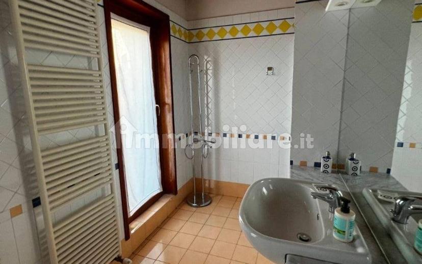 Attico ottimo stato, 199 m², Zona 2000, Piacenza — foto 3 di 14