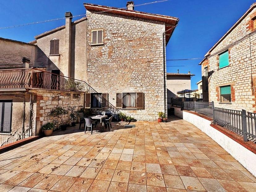 Terratetto plurifamiliare via Palazza 25, Purello, Fossato di Vico — foto 9 di 30