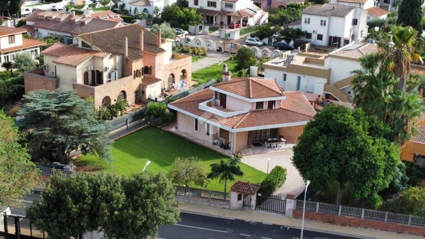 Villa unifamiliare via degli albatros 16, La Maddalena, Capoterra