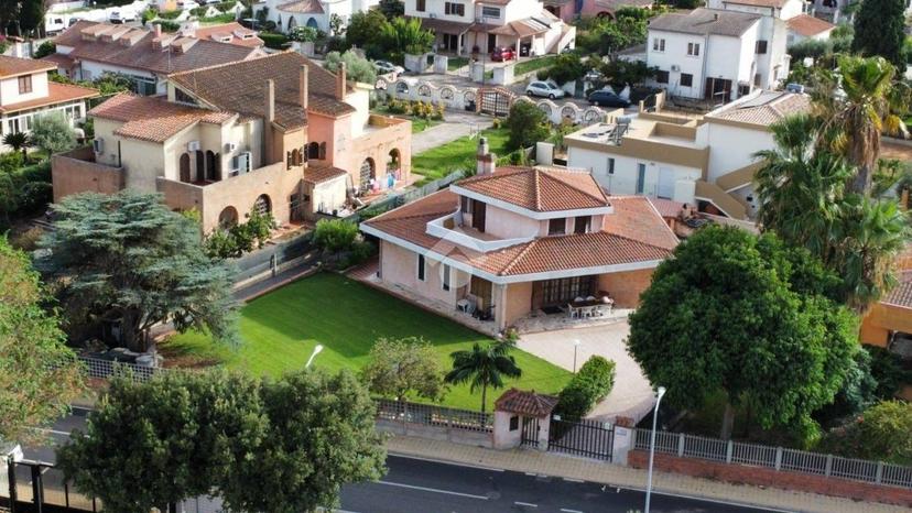Villa unifamiliare via degli albatros 16, La Maddalena, Capoterra