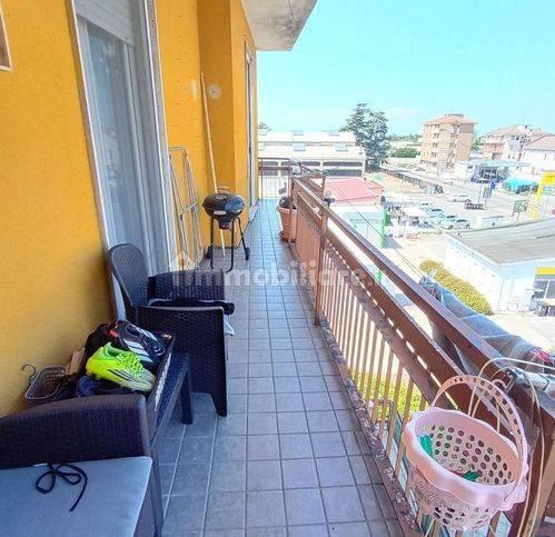 Quadrilocale via Sergio Morello, Oltreponte, Casale Monferrato — foto 3 di 11