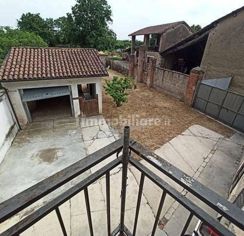 Villa unifamiliare via Bigliona, Terranova, Casale Monferrato — foto 3 di 20