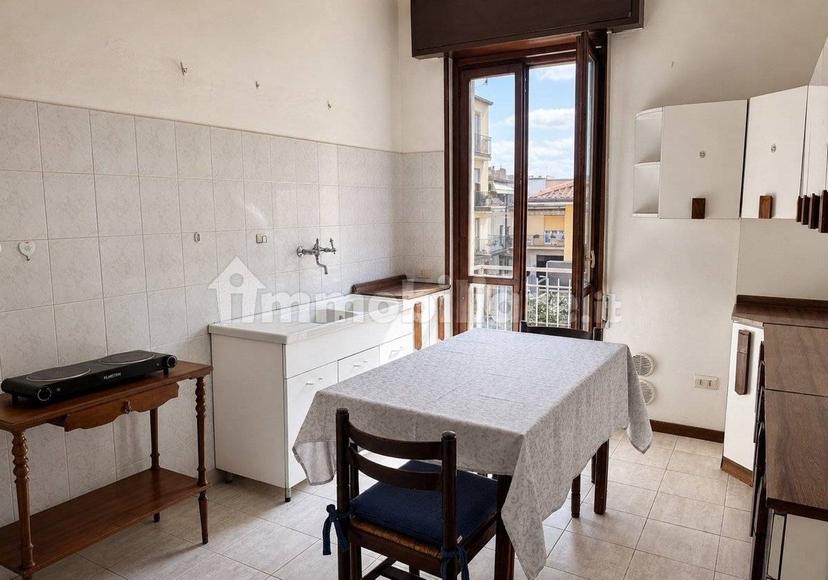 Quadrilocale via Grandi 11, Centro, Sarezzo — foto 2 di 17