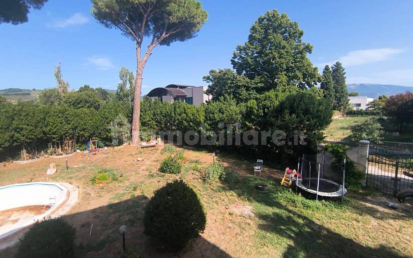 Villa unifamiliare via Ezio Bartolomei, Viale Firenze, Paciana, Foligno — foto 16 di 34