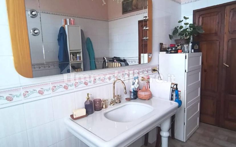Villa unifamiliare via Ezio Bartolomei, Viale Firenze, Paciana, Foligno — foto 3 di 34