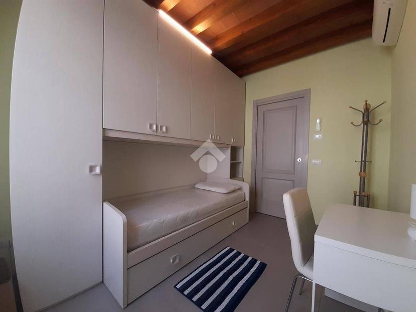 Quadrilocale via Guglielmo Du Tillot 32, Centro, Colorno — foto 3 di 17