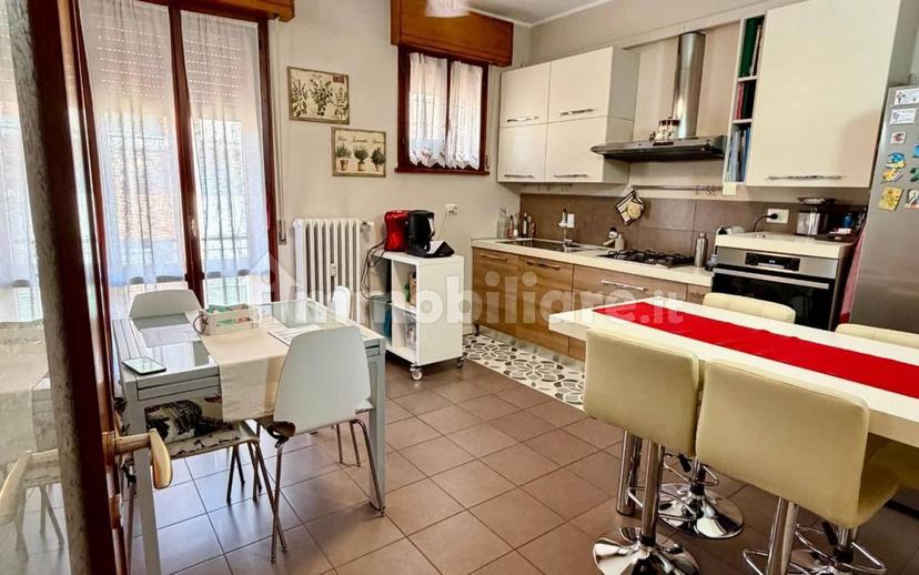 Appartamento via Mondovì 22, Sant'Agnese - Università, Modena