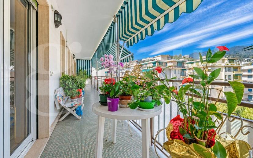 Quadrilocale via del Castillo , 6, Porto Vecchio, Sanremo — foto 12 di 24
