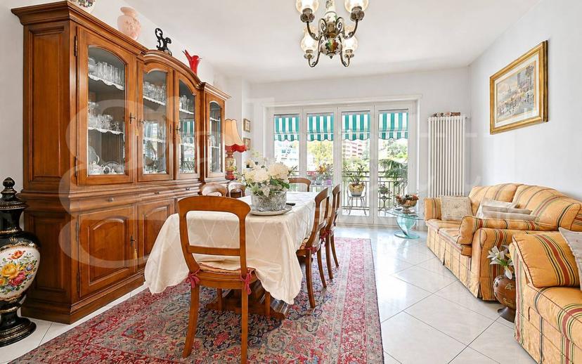 Quadrilocale via del Castillo , 6, Porto Vecchio, Sanremo — foto 5 di 24