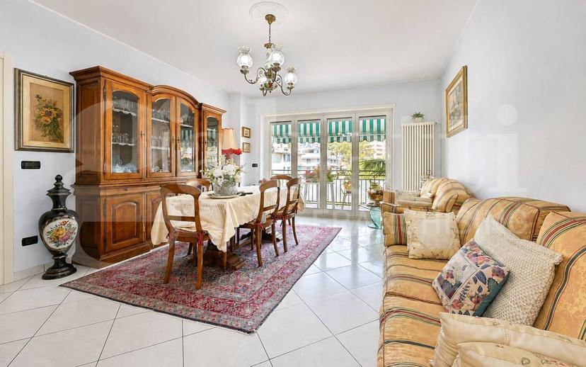 Quadrilocale via del Castillo , 6, Porto Vecchio, Sanremo — foto 18 di 24