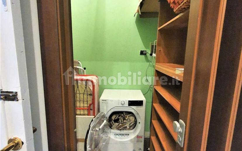 Trilocale ottimo stato, piano terra, Centro Storico, Reggio Calabria
