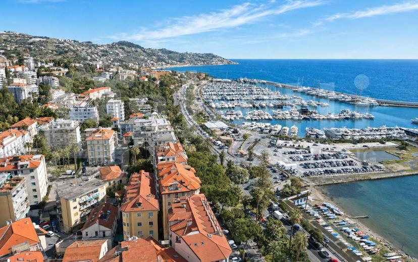 Quadrilocale via del Castillo , 6, Porto Vecchio, Sanremo — foto 22 di 24