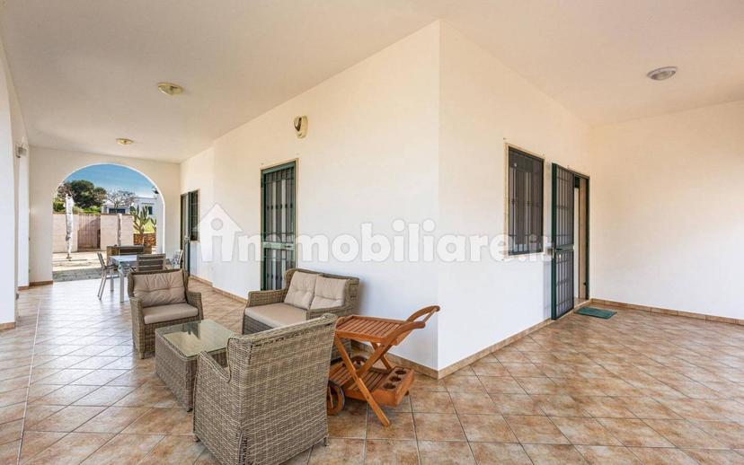 Villa unifamiliare via L. Francioso, Alliste — foto 2 di 35