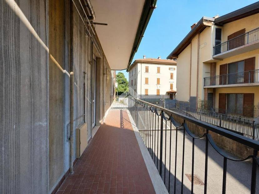 Trilocale via Lombardi Don Gian Battista 21, Centro, Ponte San Pietro — foto 19 di 27