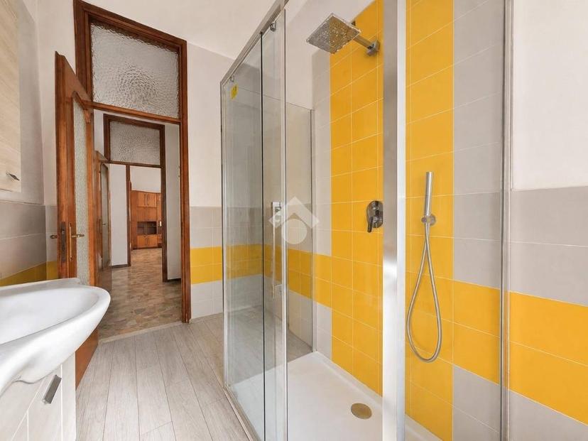 Trilocale via Lombardi Don Gian Battista 21, Centro, Ponte San Pietro — foto 18 di 27