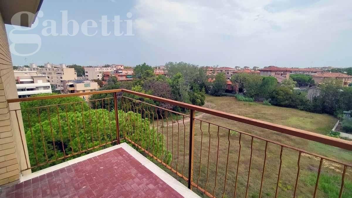 Quadrilocale buono stato, quinto piano, Borgo Molino, Portone, Senigallia