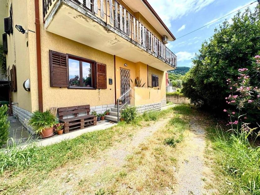 Villa bifamiliare Località Caresana, San Dorligo della Valle - Dolina — foto 2 di 18