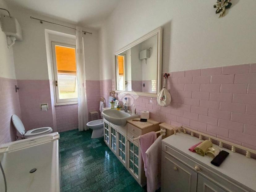 Quadrilocale via Per Santa Vittoria 15, Centro, Sestri Levante — foto 10 di 38