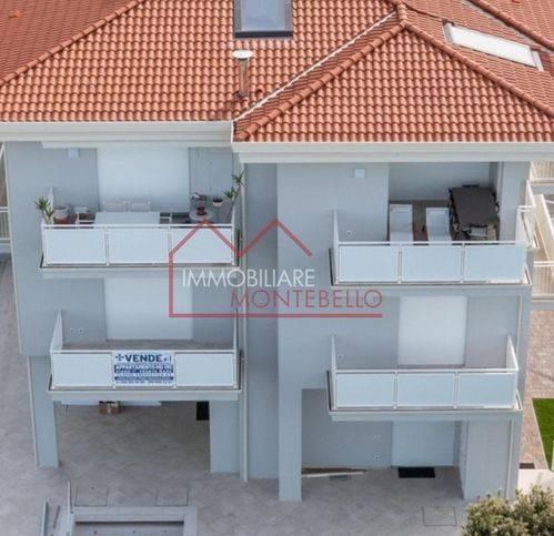 Appartamento via Sergio Bernardini, Lido di Camaiore, Camaiore