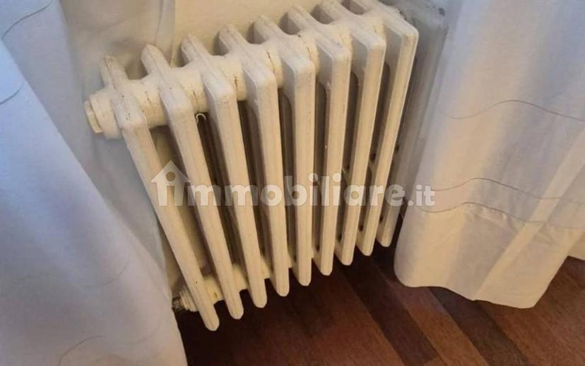 Trilocale buono stato, secondo piano, Centro, Piombino — foto 2 di 10